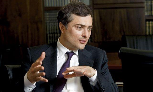 Dmitri Peskov: "Vladislav Surkovun istefası ilə bağlı sərəncam imzalanmayıb" - YENİLƏNİB