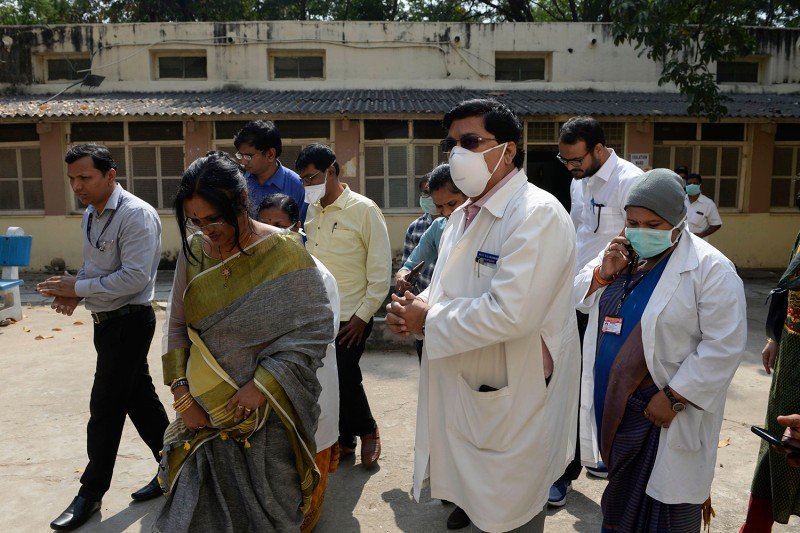 Hindistanda bir gündə 909 nəfər koronavirusa yoluxdu