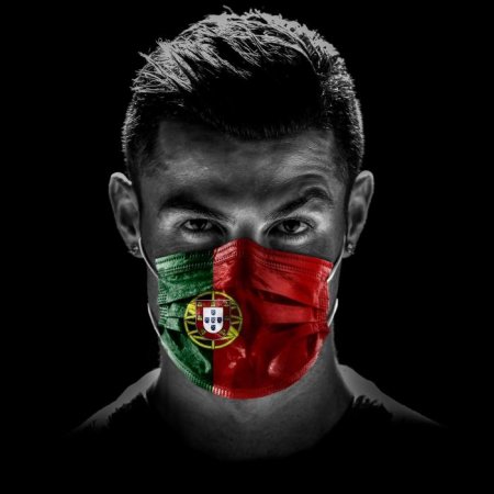 Ronaldo fərqli maska taxıb çağırış etdi – Şəkillər