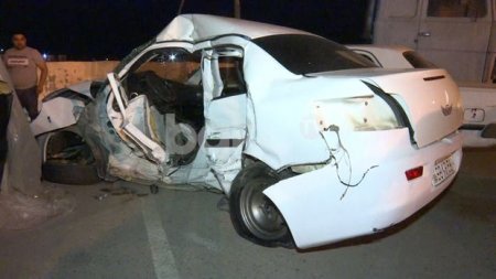 Abşeron rayonunda iki avtomobil toqquşub, ölən var - FOTO