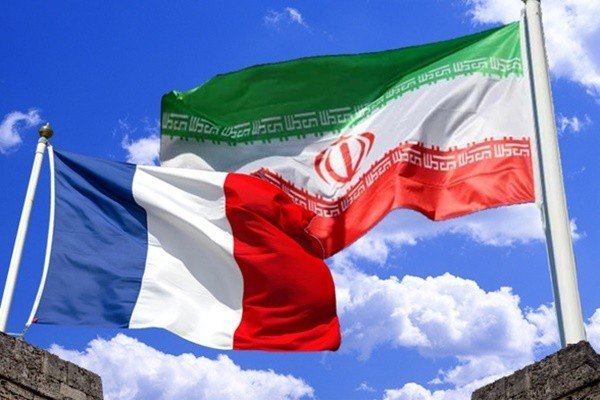 İran Fransa vətəndaşını azad etdi