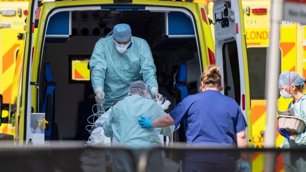 Britaniyada bir gündə 269 koronavirusdan öldü