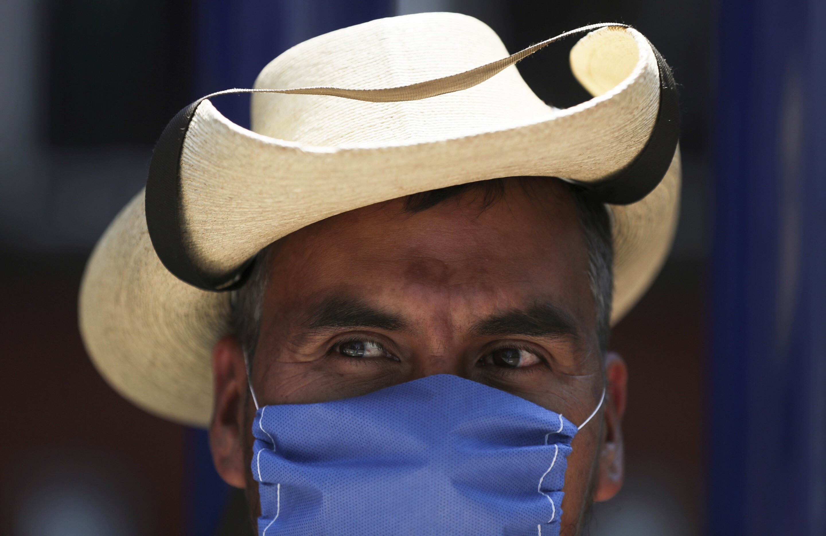 Meksikada koronavirus qurbanlarının sayı 10 167-yə çatıb