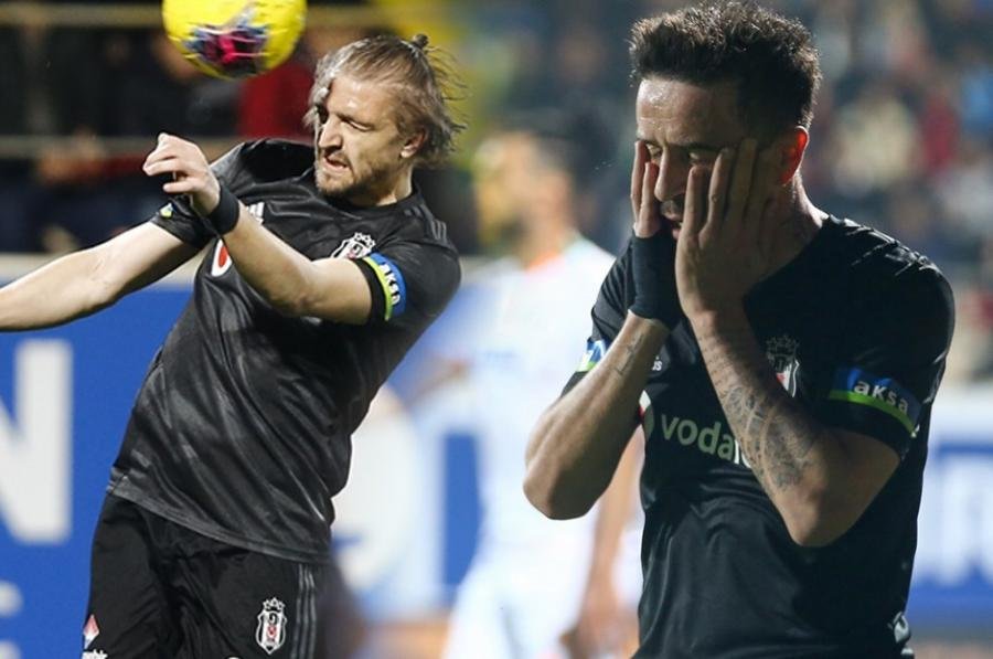 Daha iki futbolçu "Beşiktaş"dan ayrılır