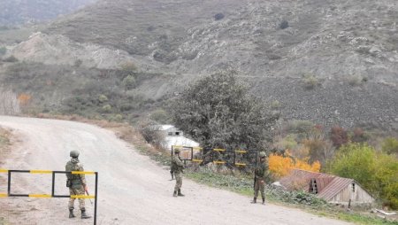 Ermənistanda hərbi çevriliş: “Vaxt itirmədən Laçın dəhlizini götürməliyik”