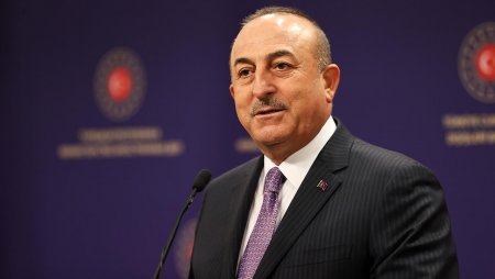 Çavuşoğlu: “ABŞ Türkiyəyə S-400-lərlə bağlı təkliflər verib”