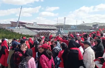 İranda qadınların stadionuna girişi qadağan edildi